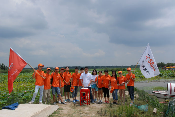 ��ɫ���e(cu��)���ف�һ����Ӱ